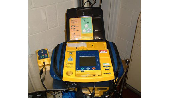 Defibrillator ED & Manual Heartstart 4000